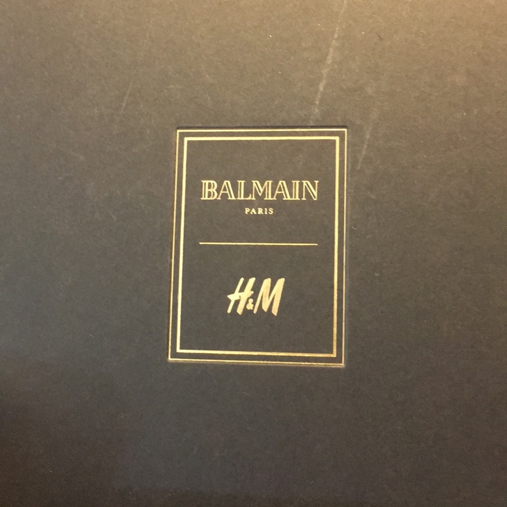 Amazing Balmain chandelier statement earrings! - Picture 5 of 8